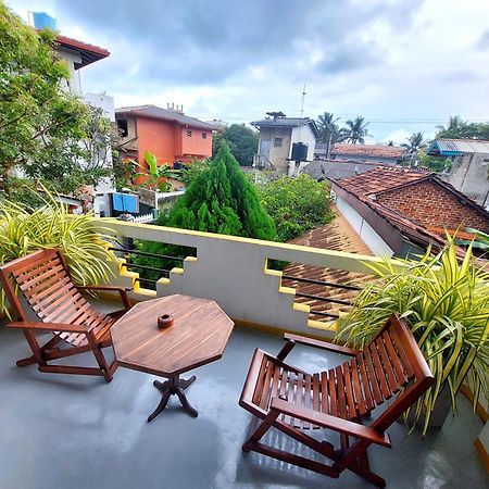 Sweden Inn Guesthouse Hikkaduwa Exterior photo
