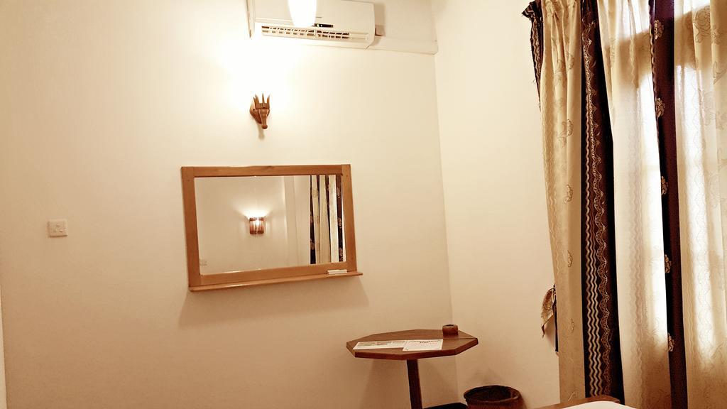 Sweden Inn Guesthouse Hikkaduwa Room photo